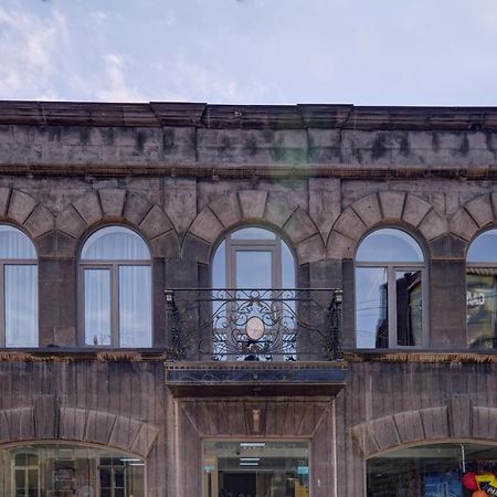Hotel Sesil Gyumri ภายนอก รูปภาพ
