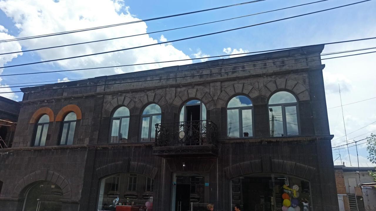 Hotel Sesil Gyumri ภายนอก รูปภาพ