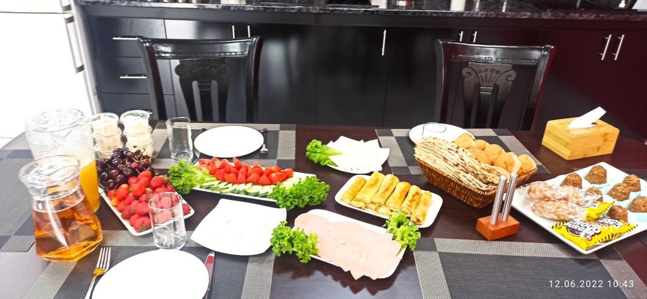 Hotel Sesil Gyumri ภายนอก รูปภาพ